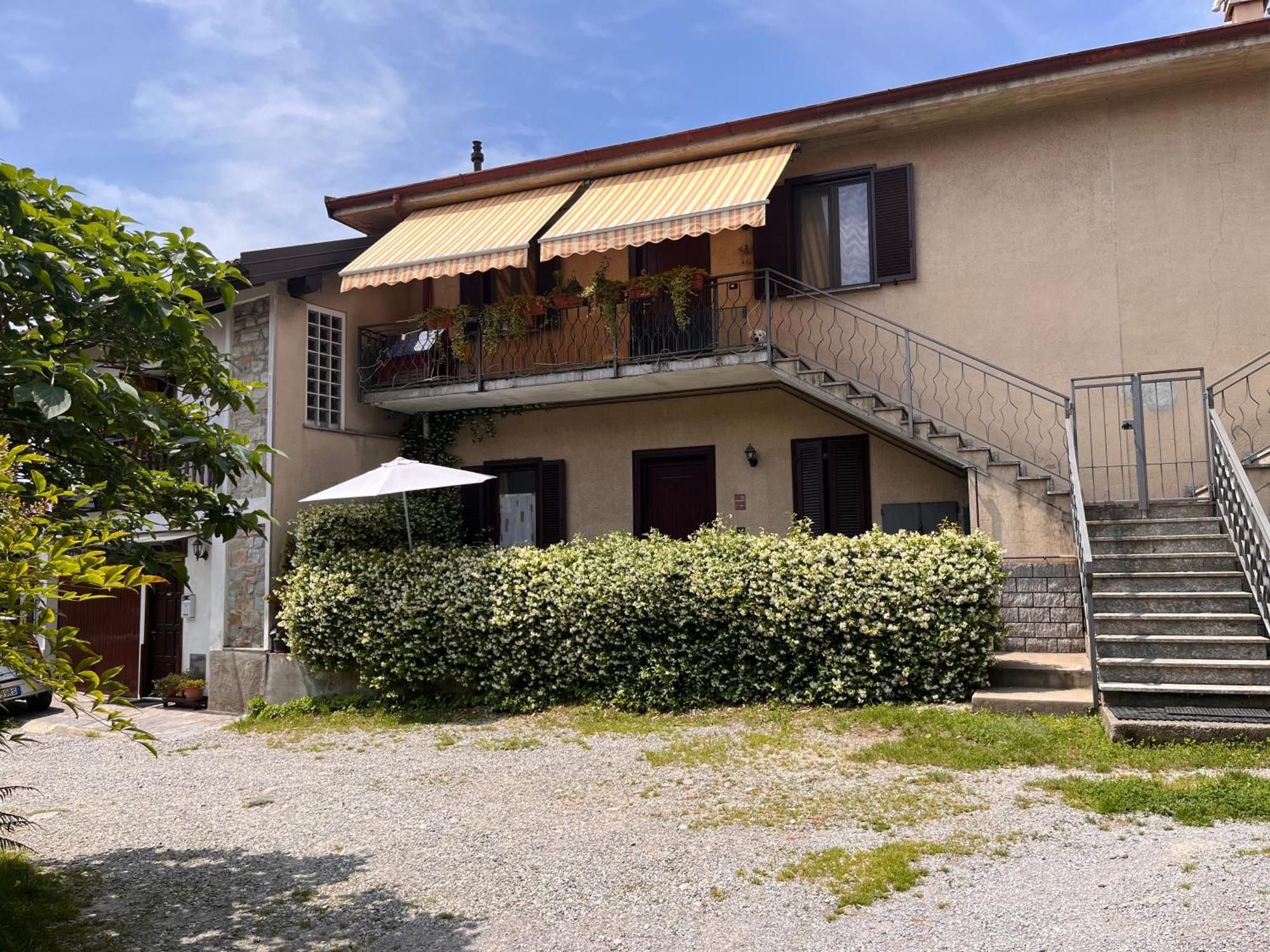 Il Cortile Como Single & Double Room In Apartment No Hotel Eksteriør billede