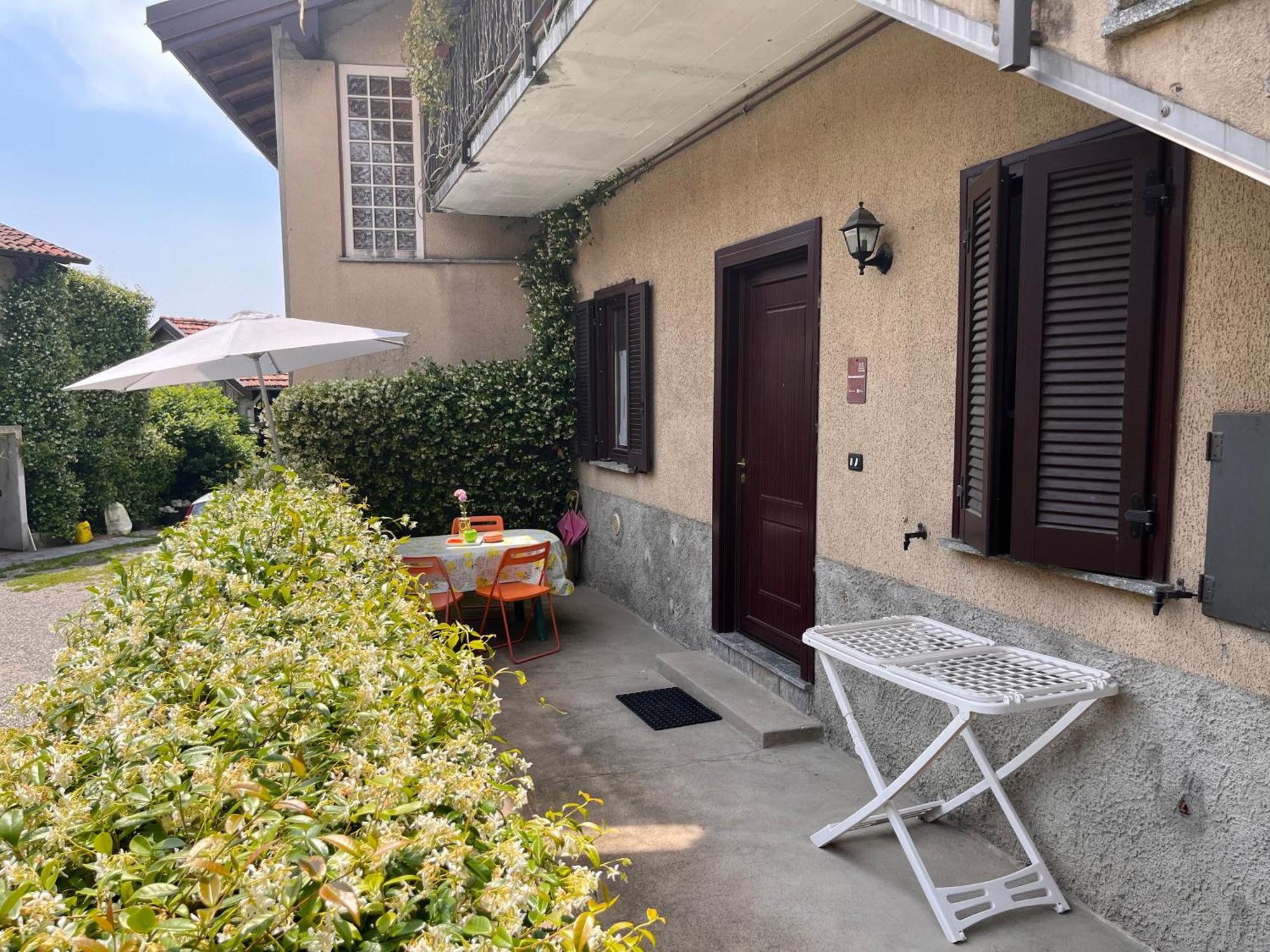 Il Cortile Como Single & Double Room In Apartment No Hotel Eksteriør billede
