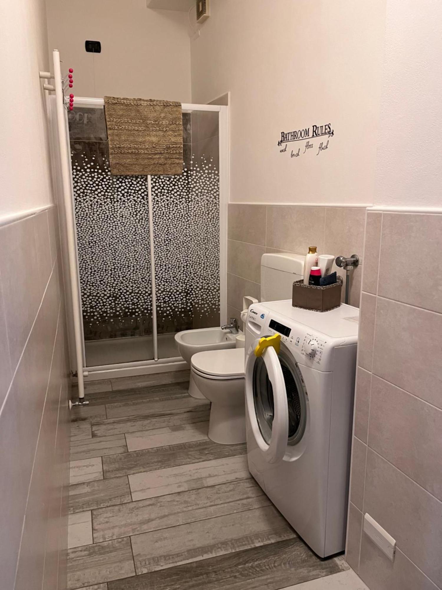 Il Cortile Como Single & Double Room In Apartment No Hotel Eksteriør billede